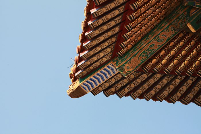 戶外銅基材氟碳涂層防護(hù)涂裝時常見問題及解決方案