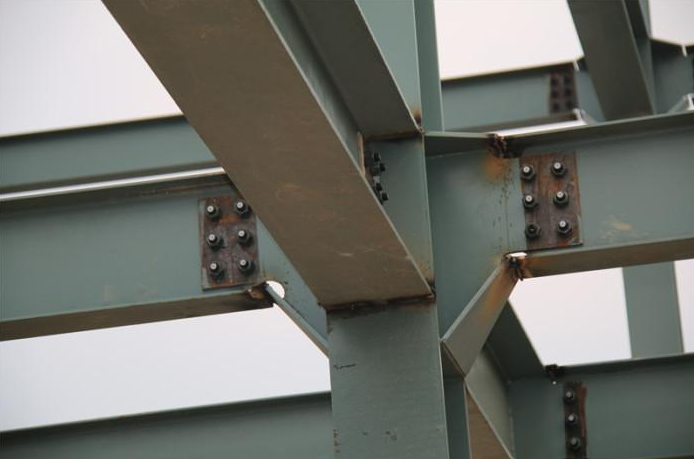 施工工藝對鋼結(jié)構(gòu)氟碳漆防腐影響及表面處理