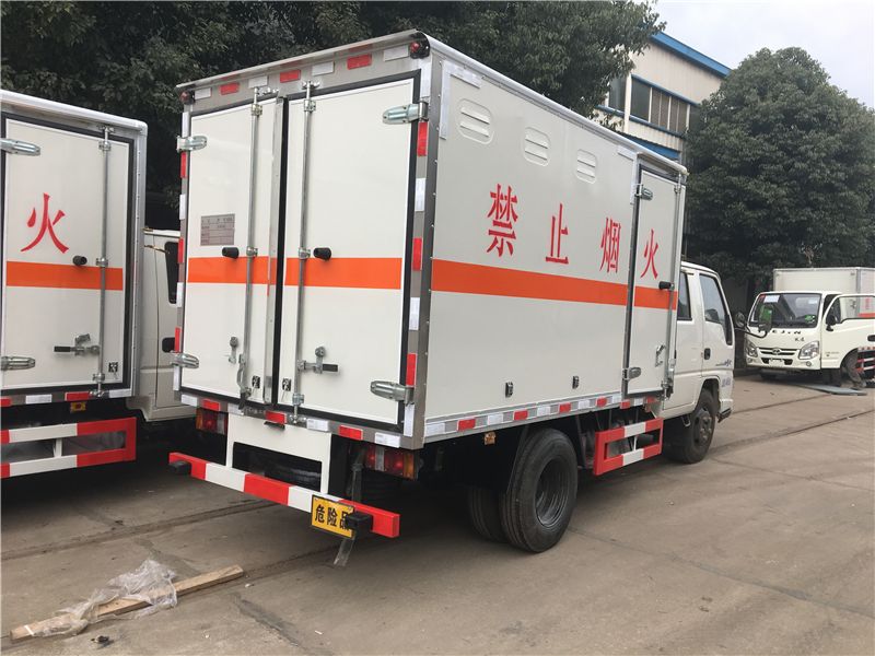 油漆涂料屬于幾類危險品？油漆涂料怎么運輸？